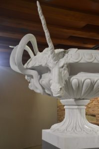 Damien Hirst - Unicorn