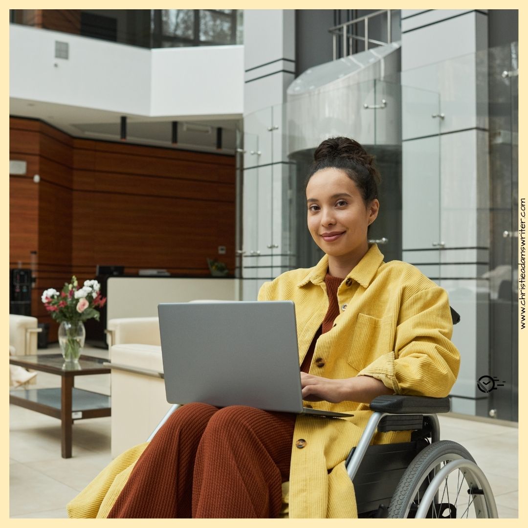 Social - Free Up Your Time, Start Your Side Hustle and Support Global Creatives (Social media)